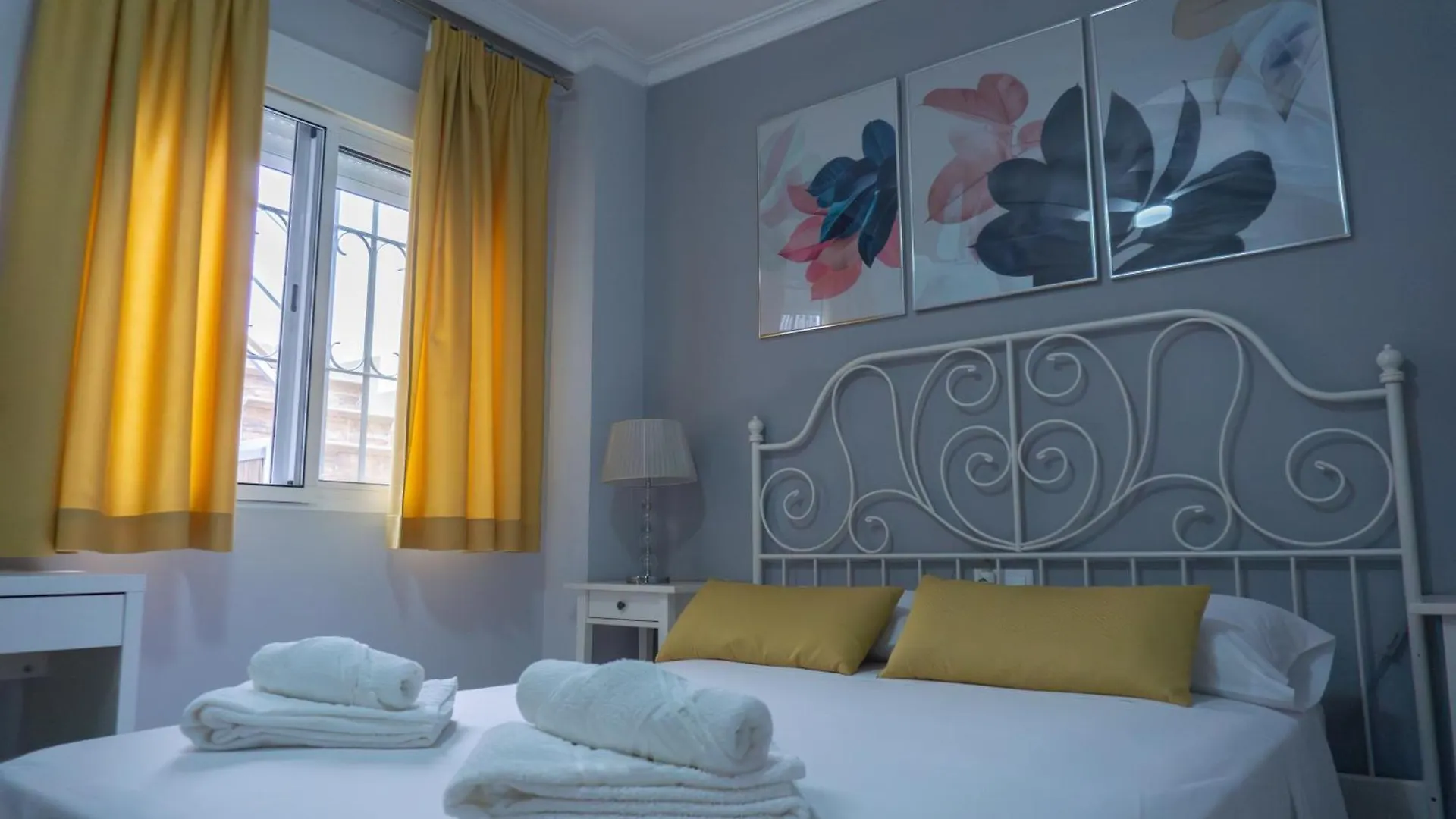 Beautiful Malaga House - Holidays Villa