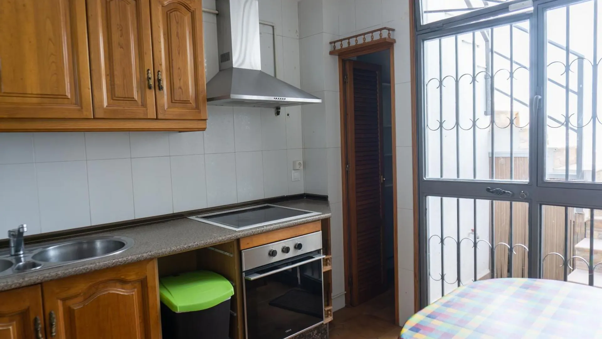 Beautiful Malaga House - Holidays Villa